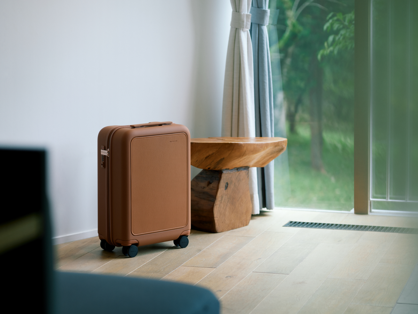 moln-small-umber- moln-small-umber-