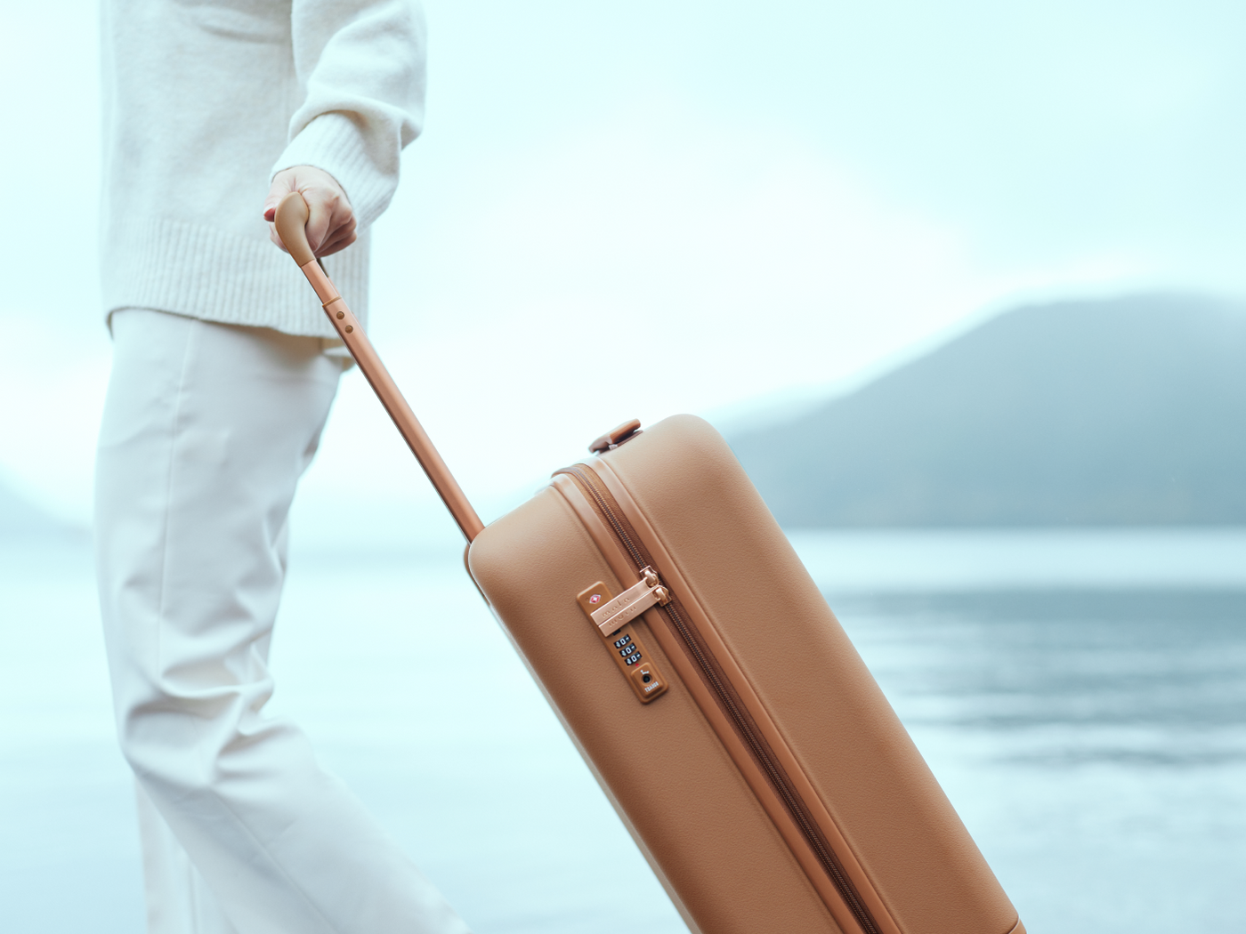 アンバー| moln アンバー| moln