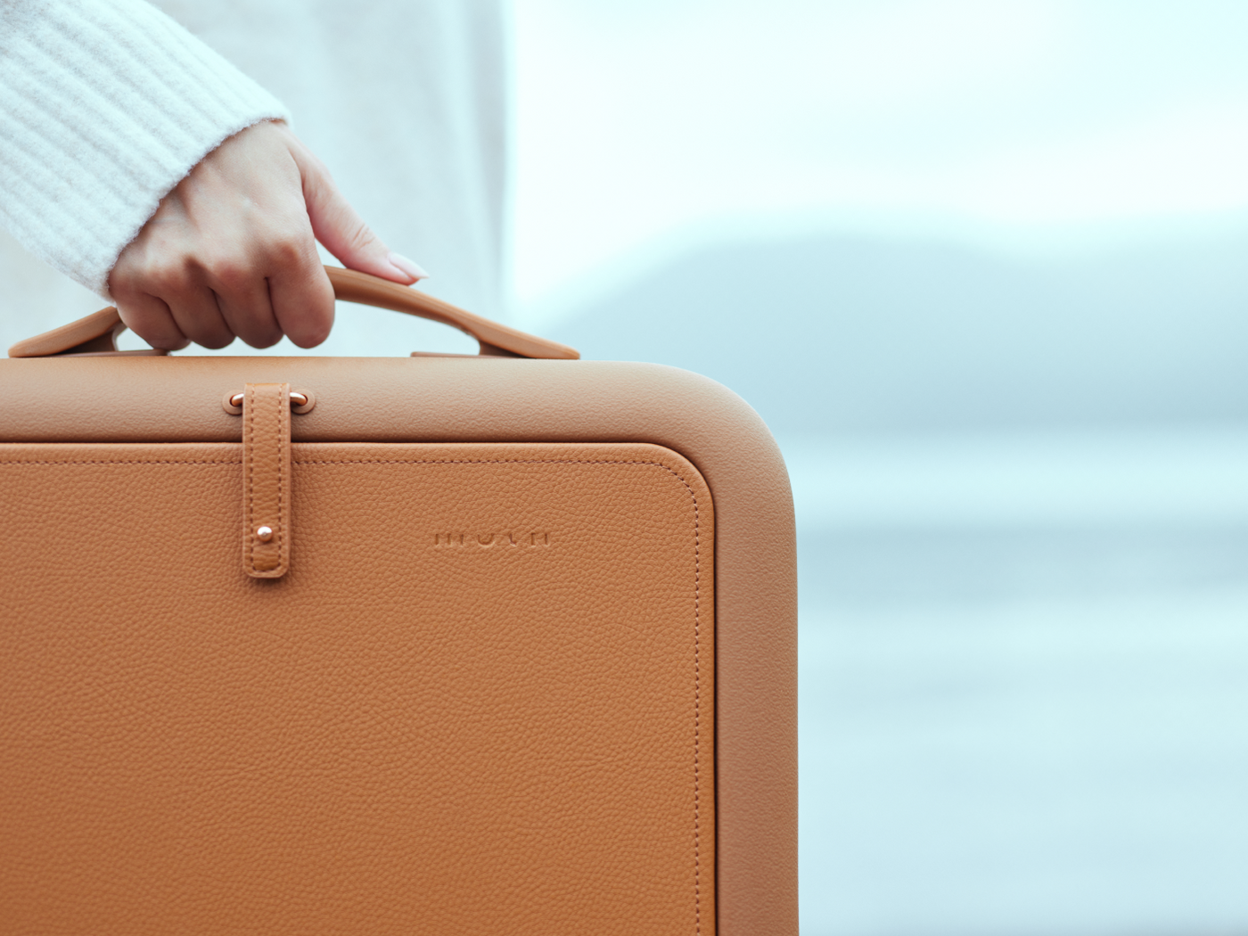 アンバー| moln アンバー| moln