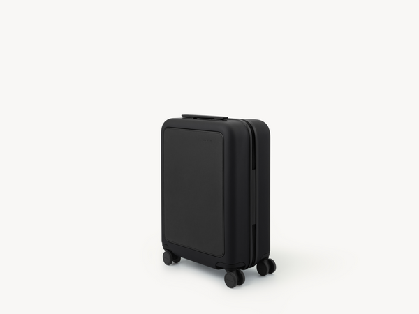 Products | moln 鞄のようなスーツケース